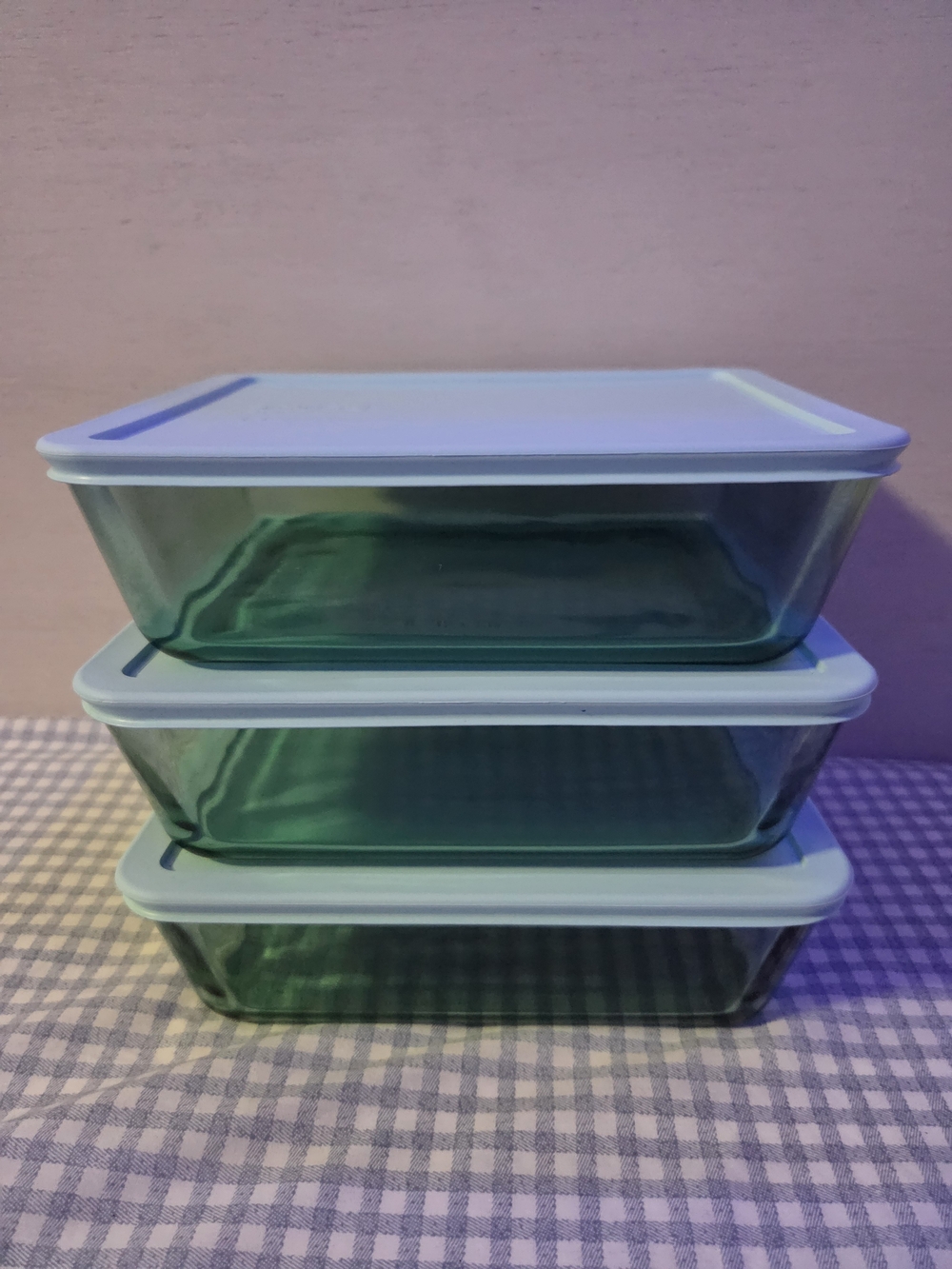 Pyrex® Simply Store® Tinted 11-cup Rectangle Storage with Green Plastic Lid